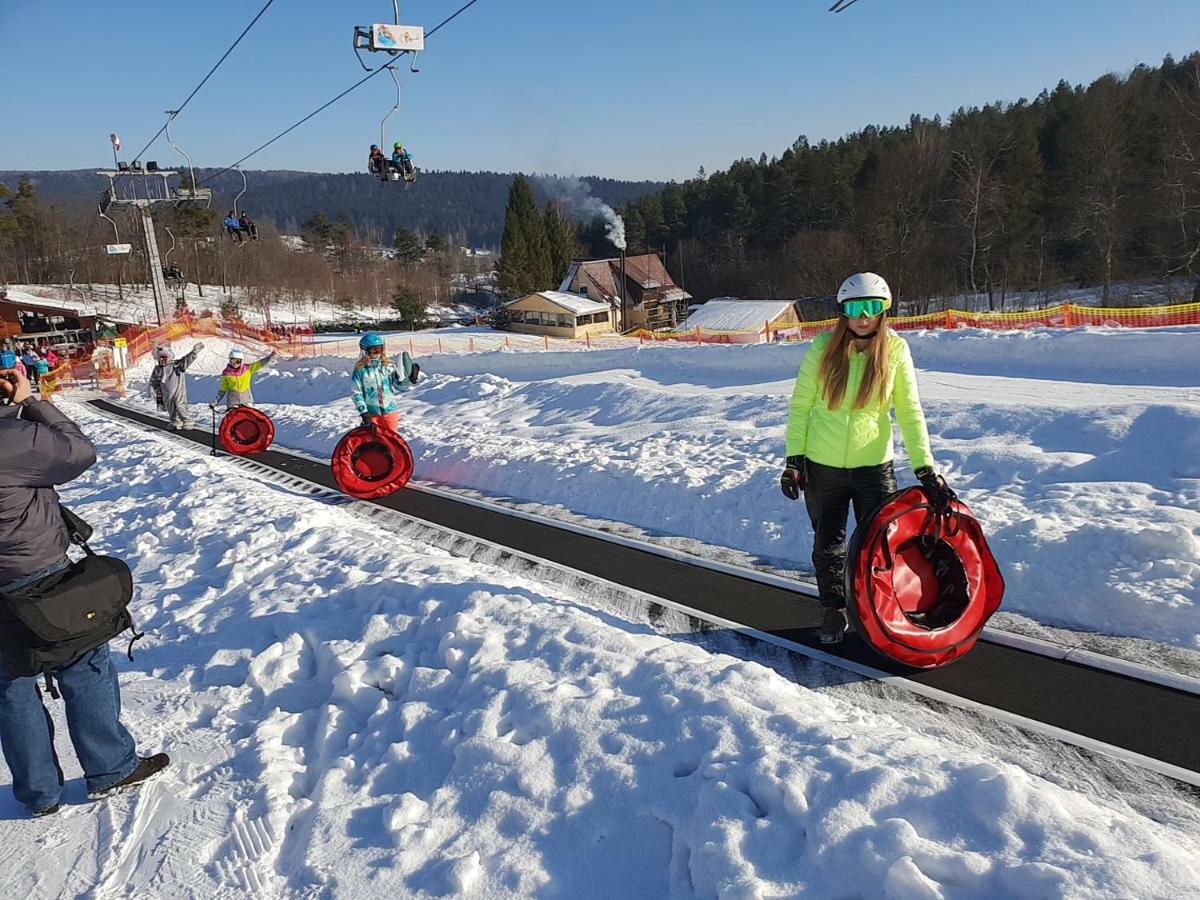 Pensjonat Laworta Ski Ustrzyki Dolne Ngoại thất bức ảnh
